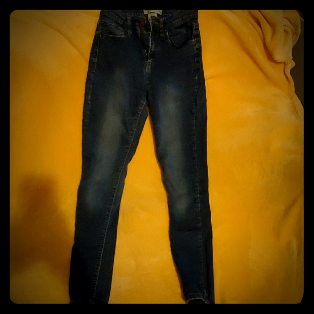 Mudd Jean's junior size flex stretch high rise leg